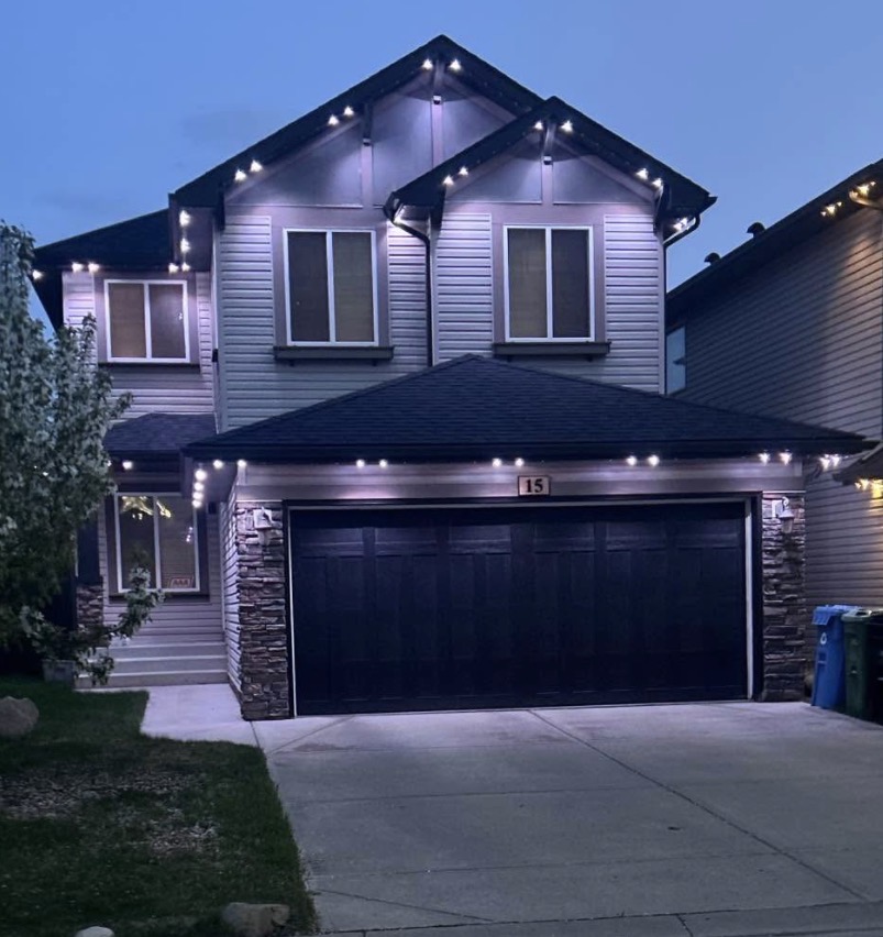 Warm white LED lighting Winnipeg home dusk